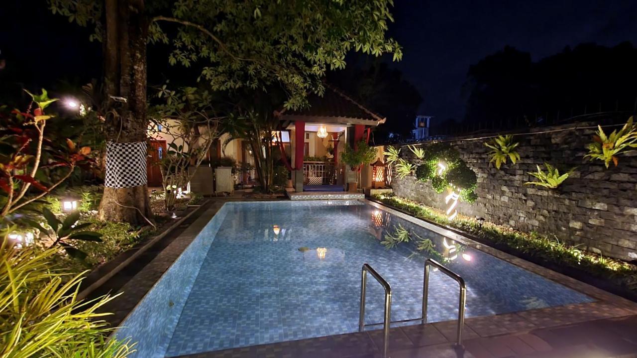 יוגיאקרטה Rosseno Villa מראה חיצוני תמונה