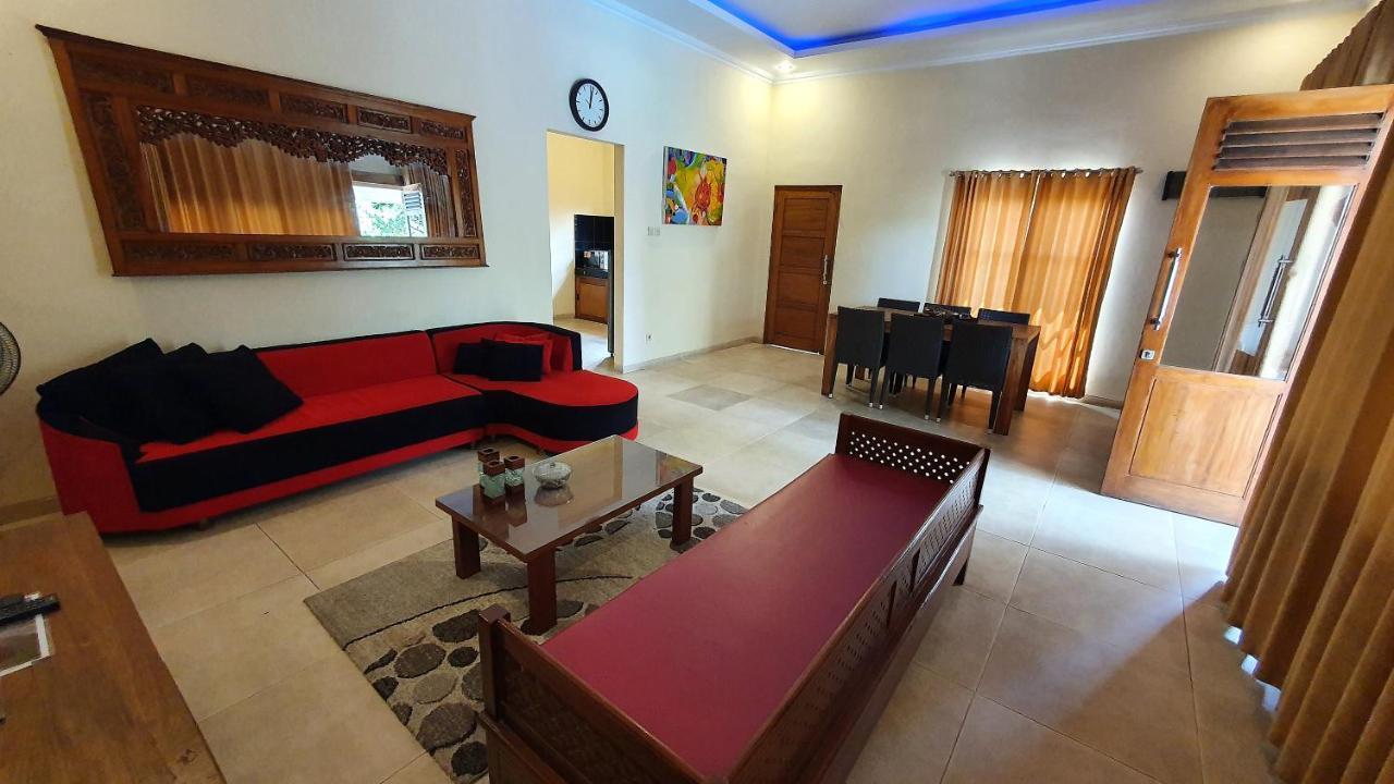 יוגיאקרטה Rosseno Villa מראה חיצוני תמונה