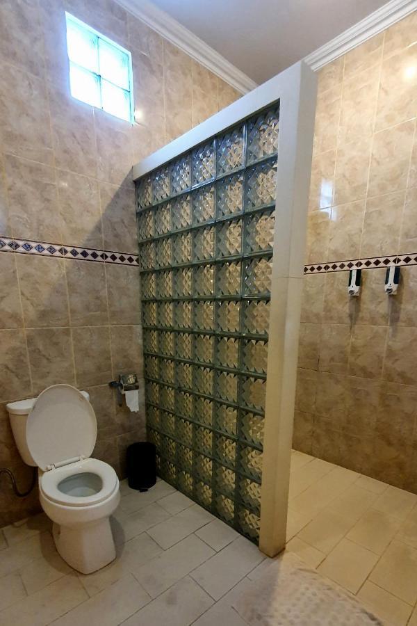 יוגיאקרטה Rosseno Villa מראה חיצוני תמונה