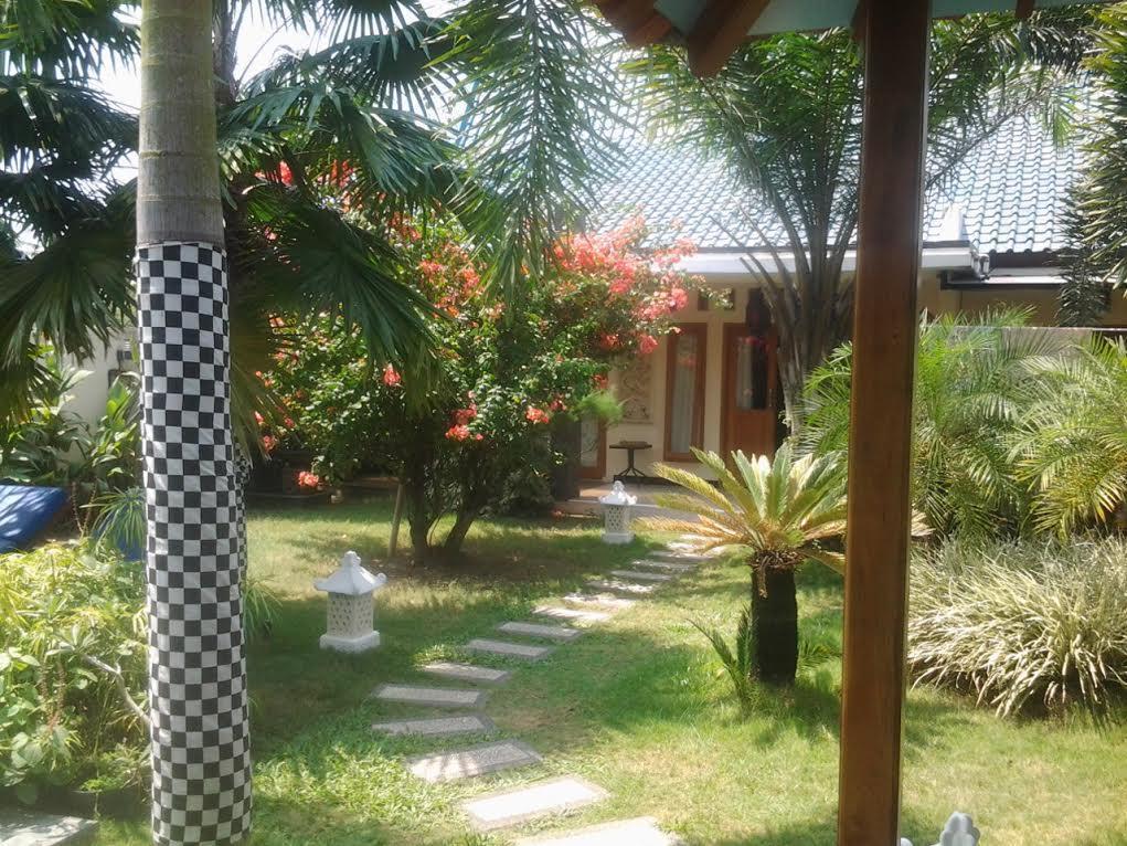 יוגיאקרטה Rosseno Villa מראה חיצוני תמונה
